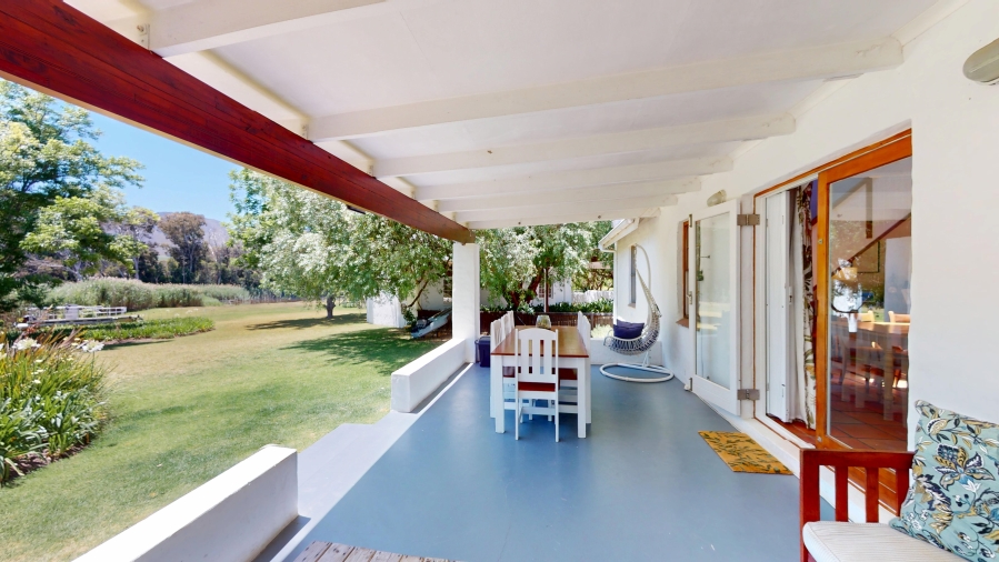 5 Bedroom Property for Sale in Stanford Western Cape